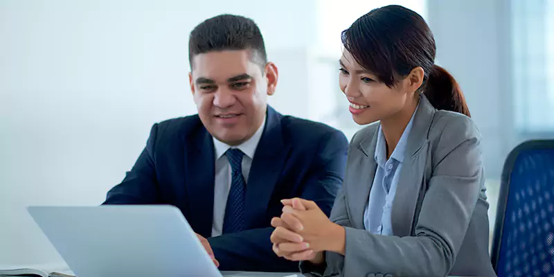 Why Partner with the Best TN Visa Consultants for Canadian Applicants for Turkmenistan?